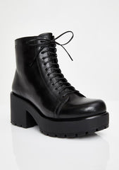 Dioon Lace Up Leather Boots