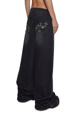 base|black
