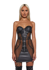 base|black