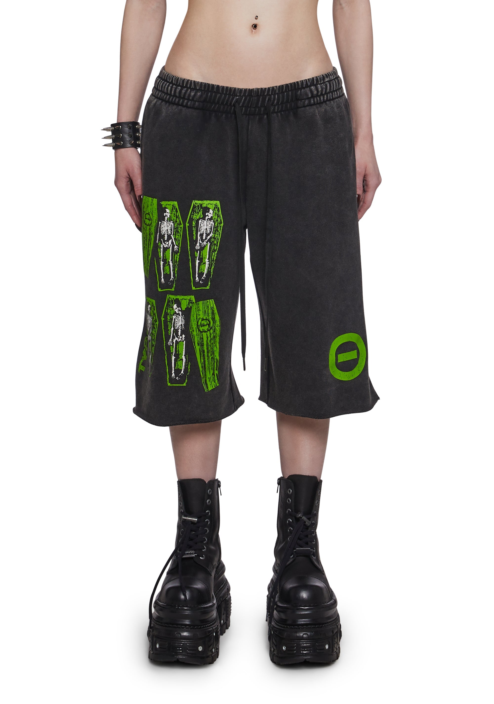 base|black