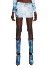base|light blue