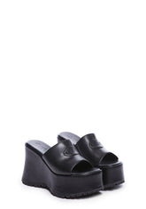 base|black