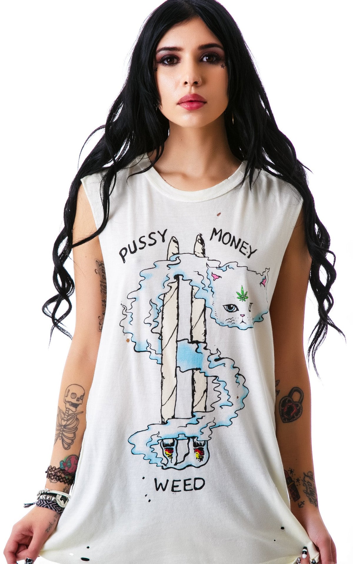 importe small three thumbnail