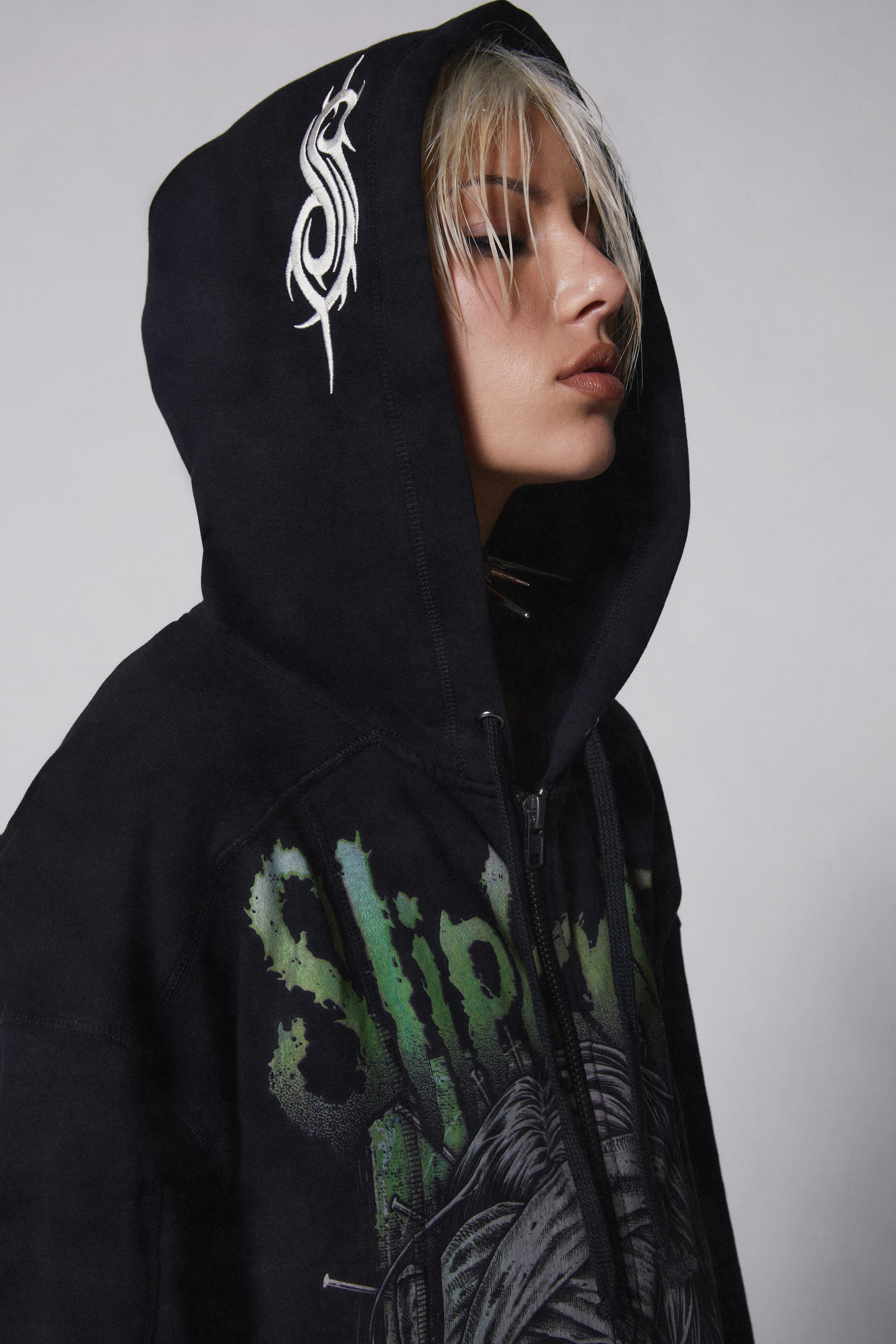 ugc|black