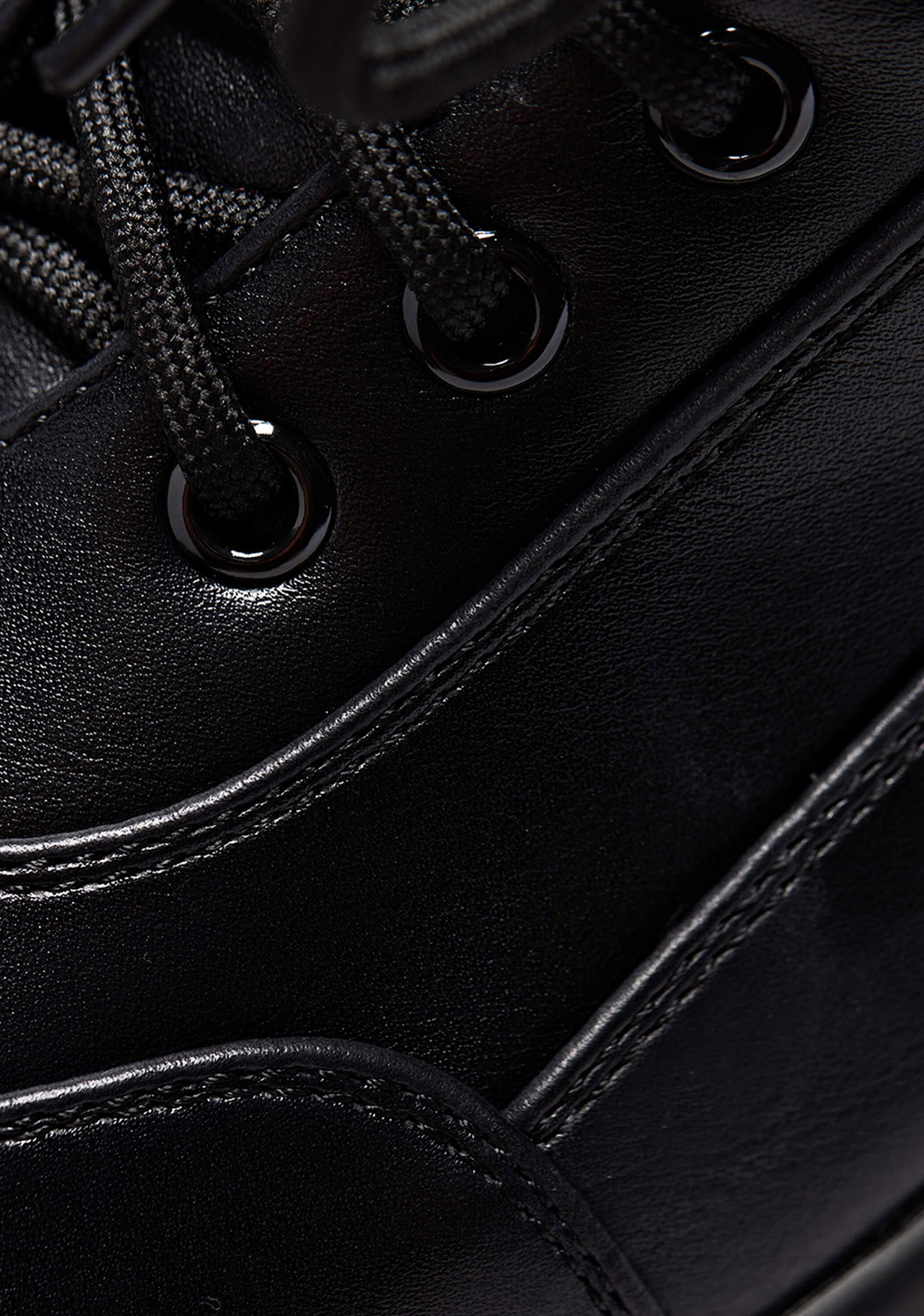 four|black