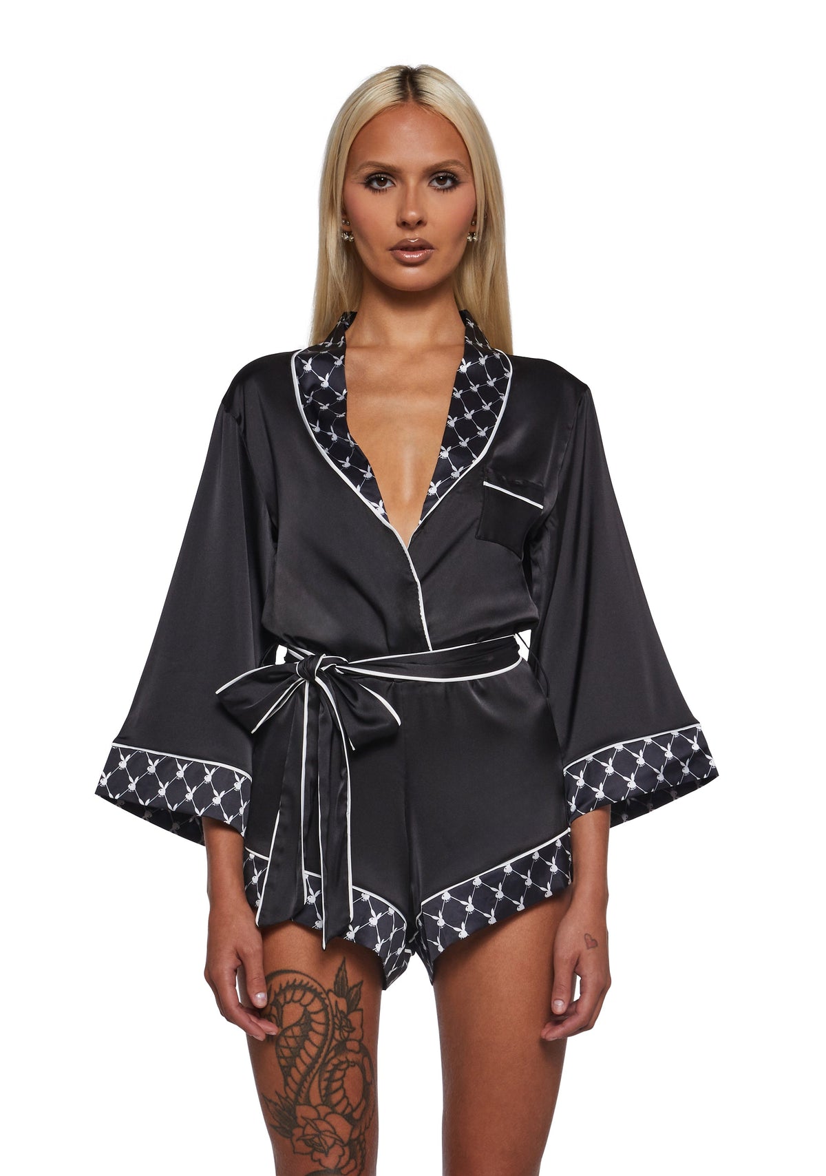 base|black