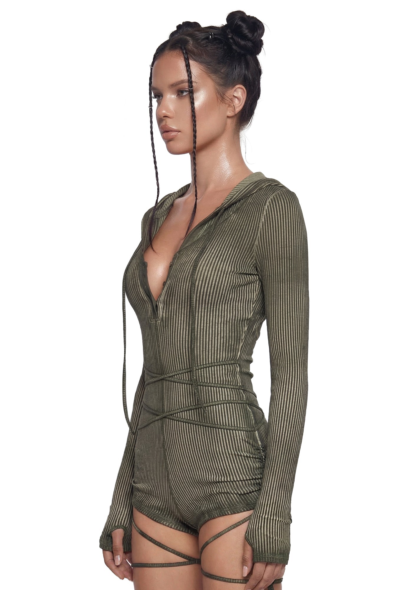 three|dark green