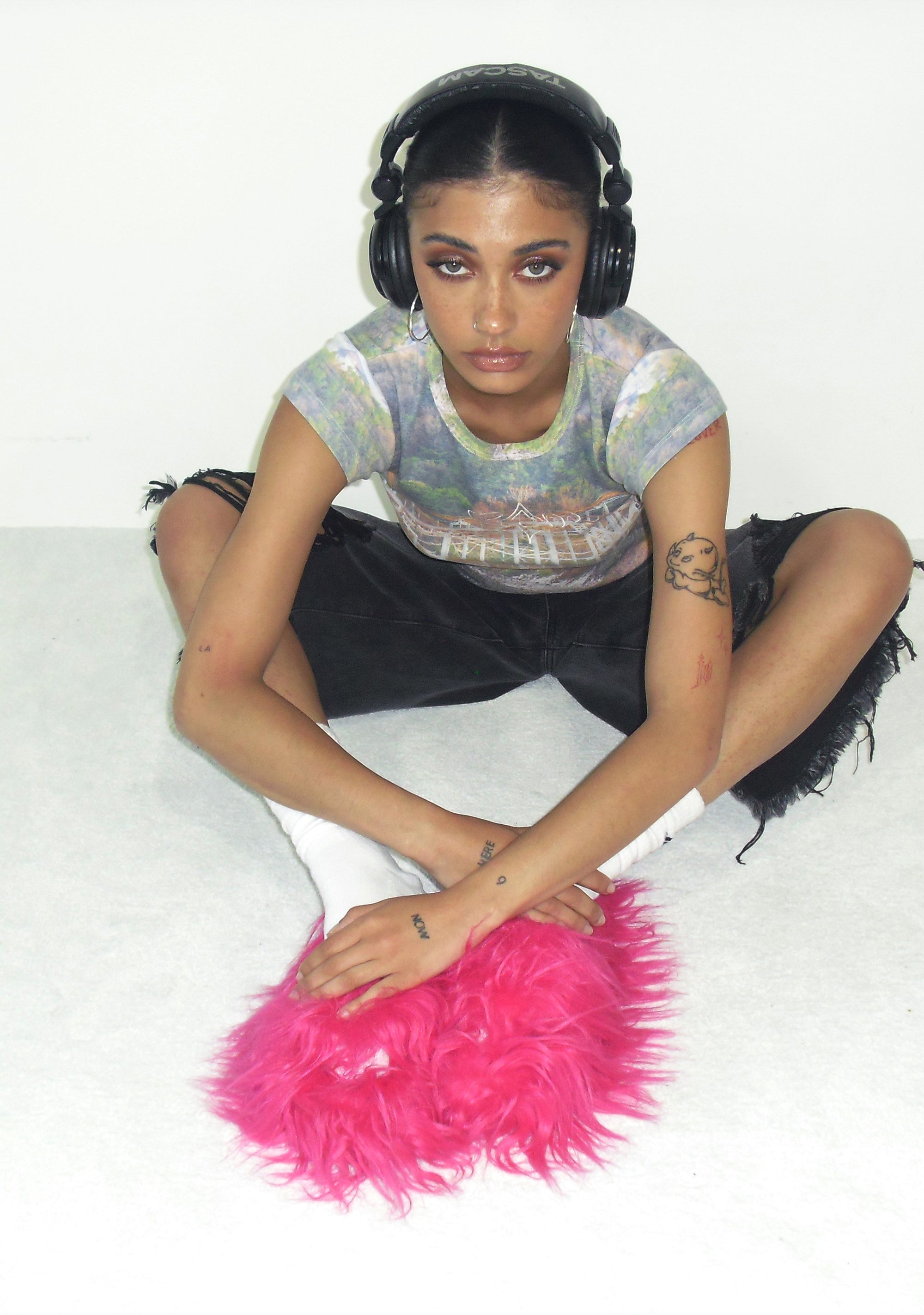 eight|pink