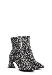 three|leopard