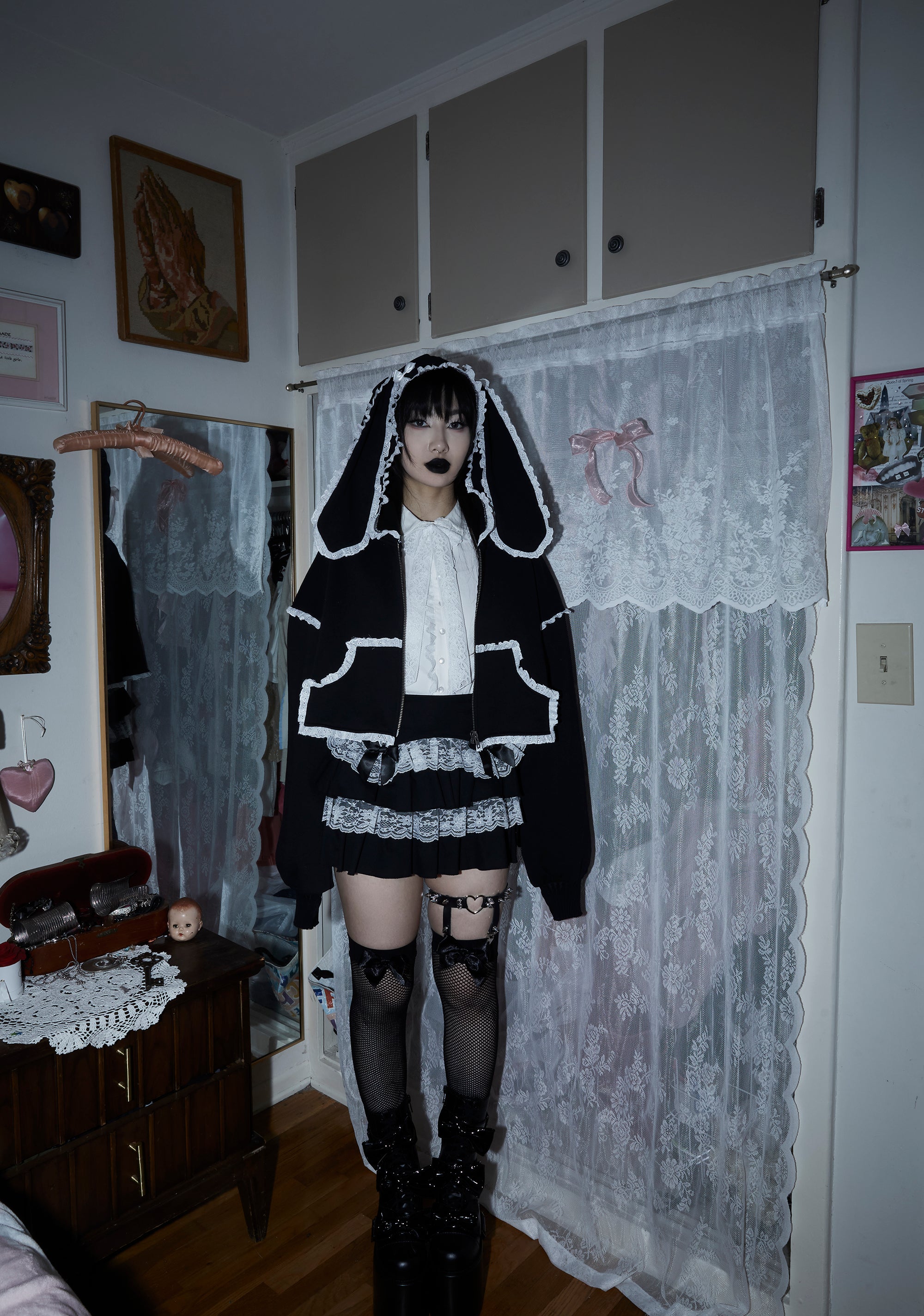 five|black