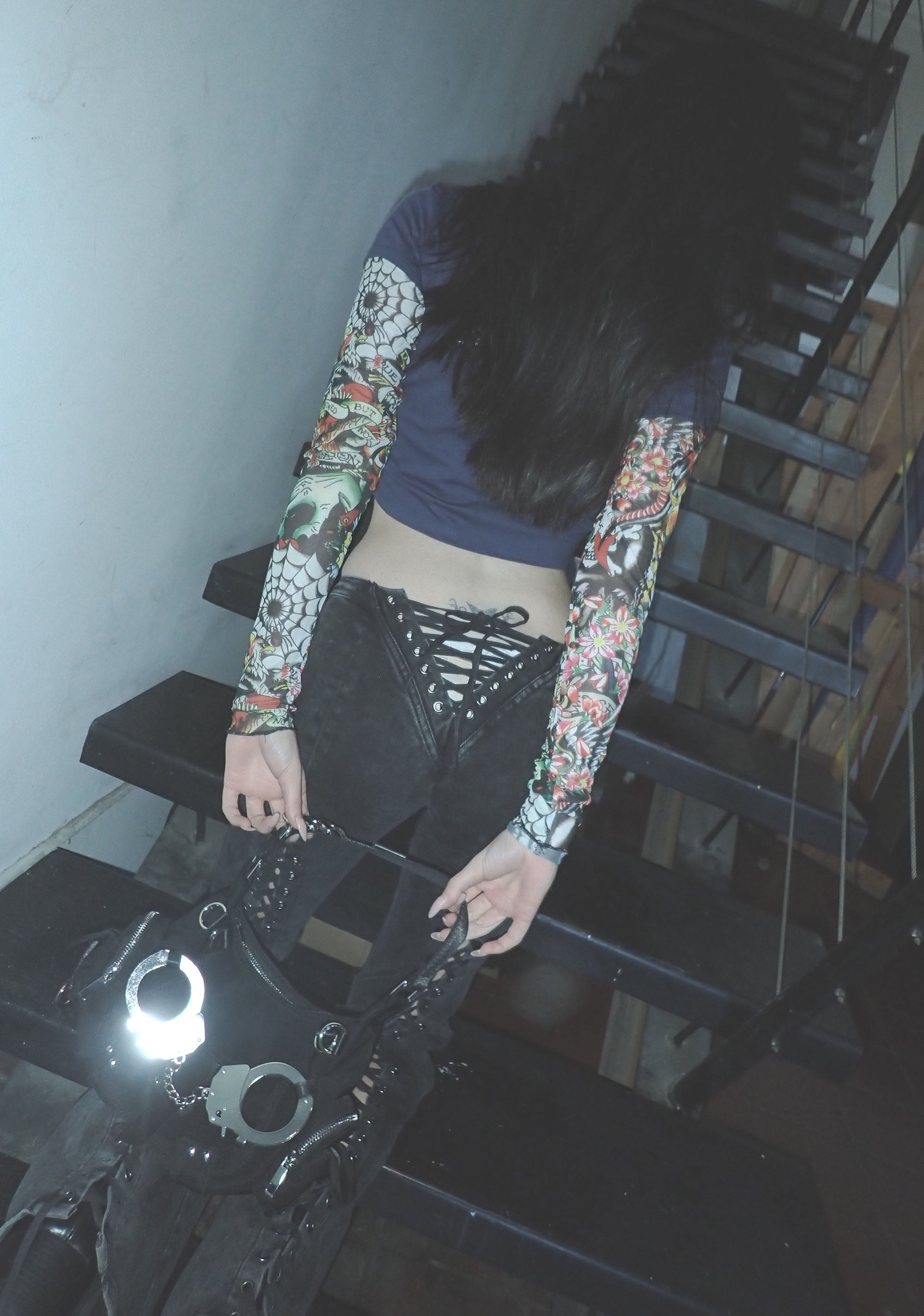 seven|black