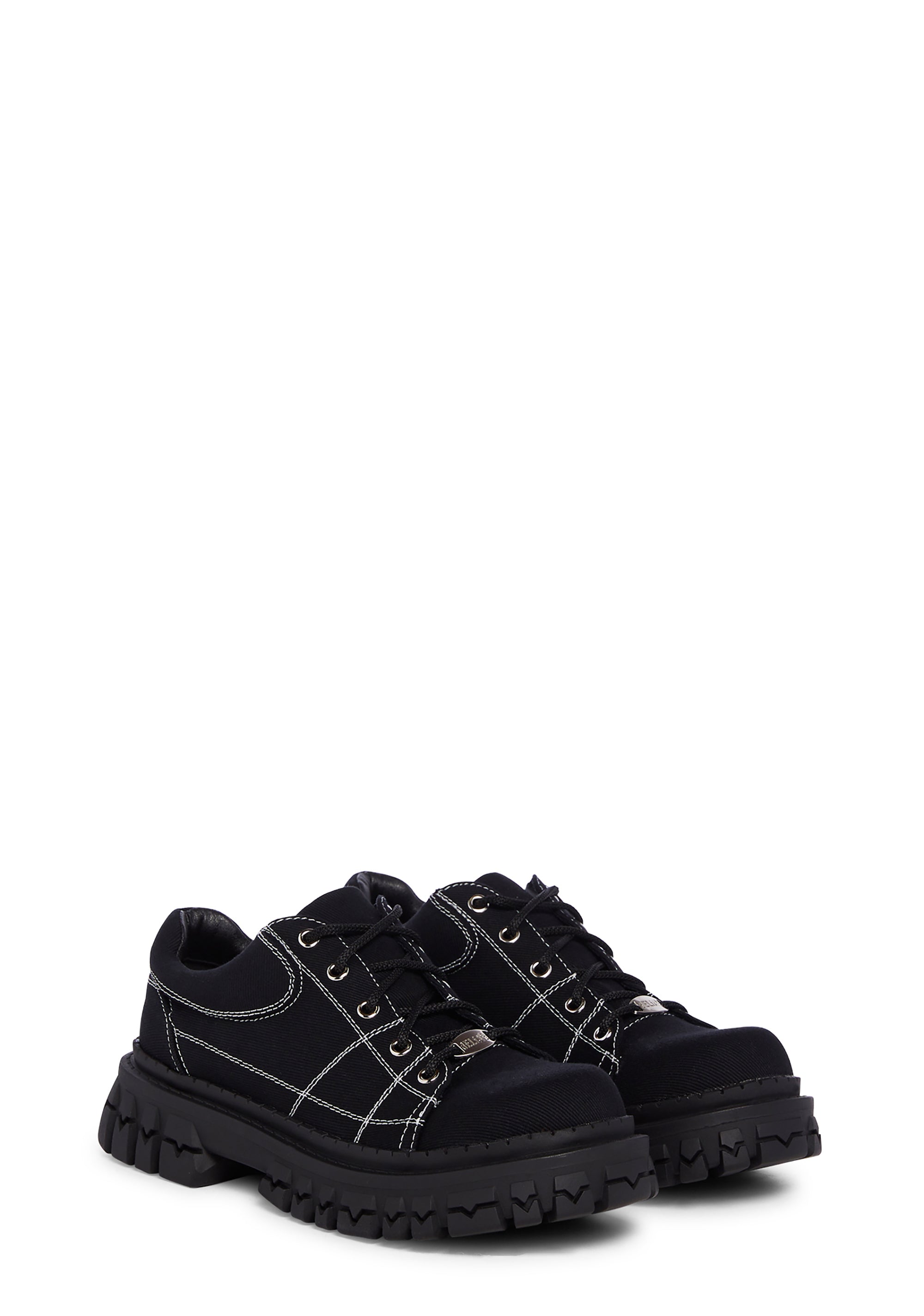 three|blk/wht