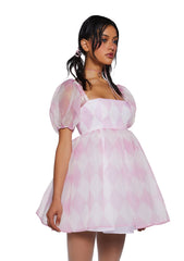 three|light pink