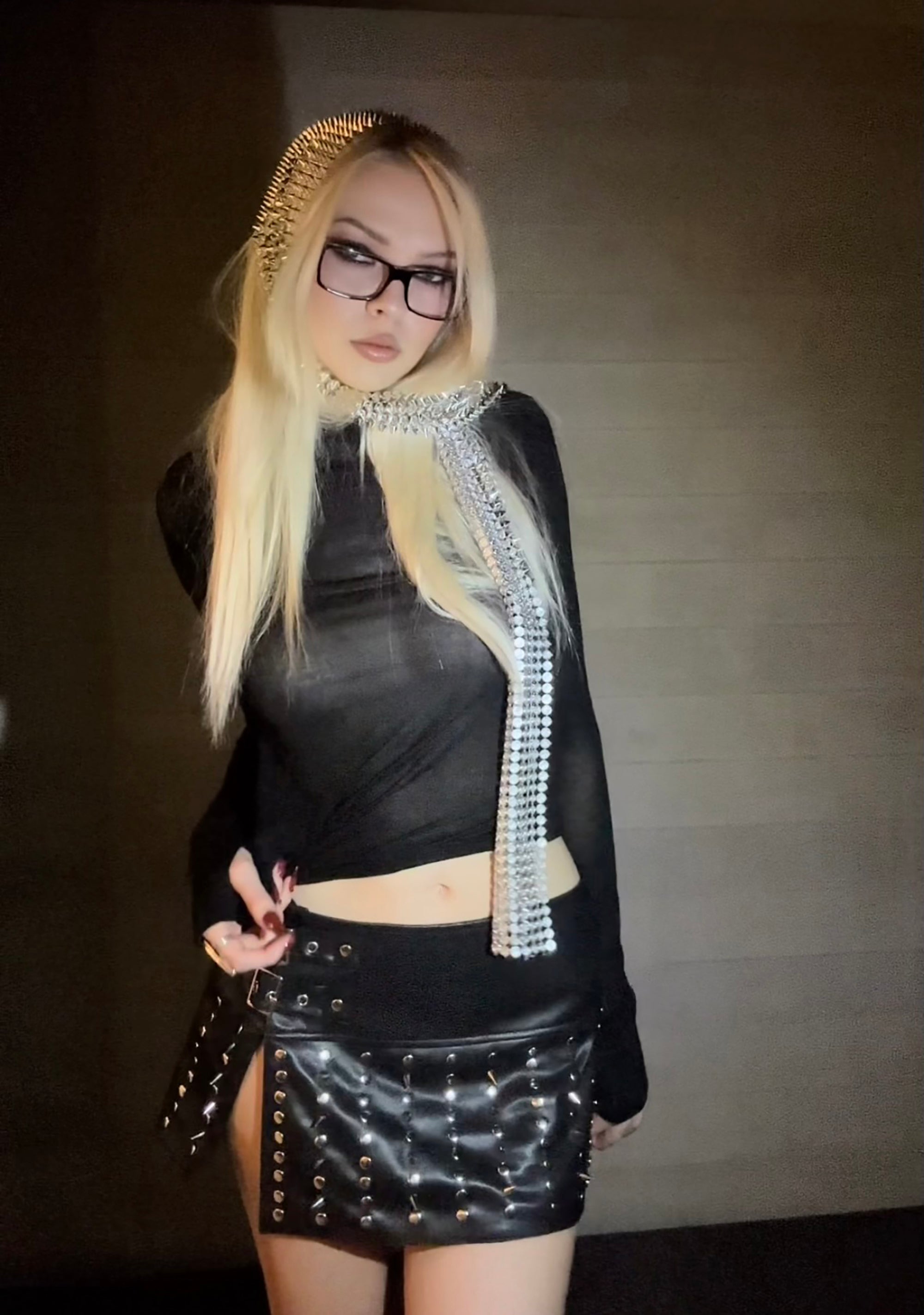 seven|black